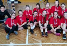Prvo mesto na prvenstvu zemunskih škola u rukometu pripalo je OŠ „Svetislav Golubović – Mitraljeta“
