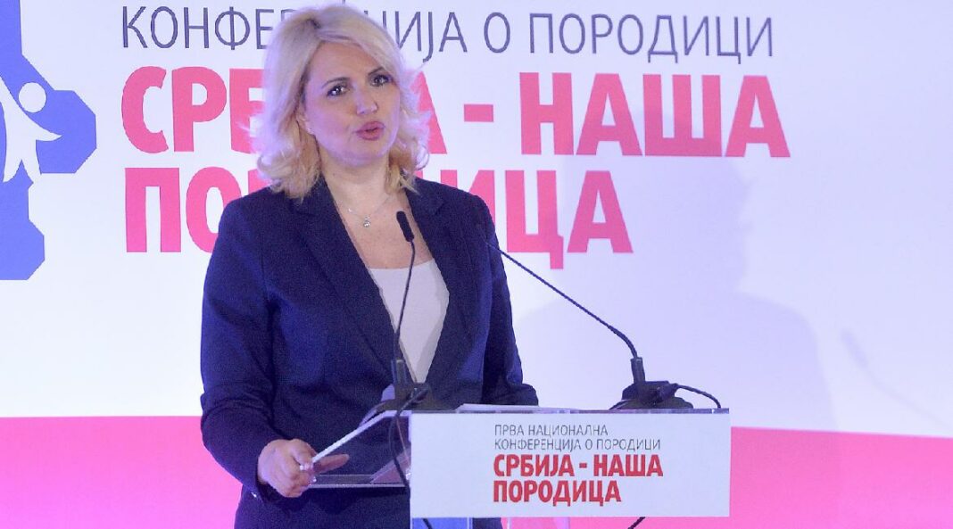 kisic_konferencija-porodica