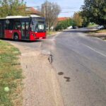 Semafori i zebra na nebezbednoj raskrsnici u Batajnici