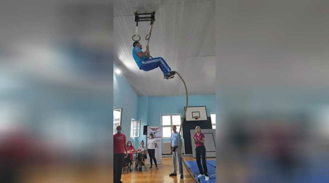 takmicenje-u-penjanju-uz-konopac